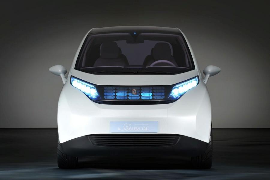  Pininfarina Bluecar 2011 года  (фото 4 из 4)